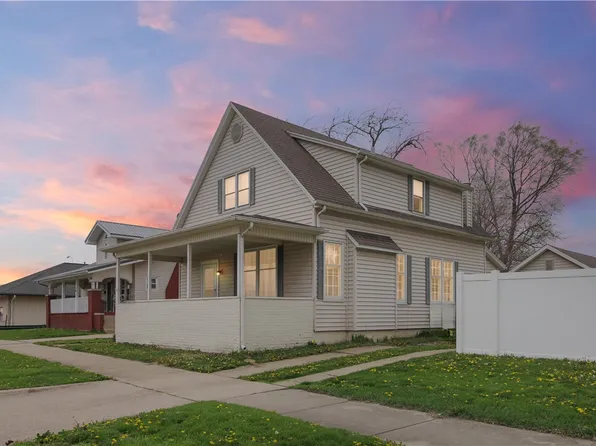 1704 Marshall Ave, Mattoon, IL 61938