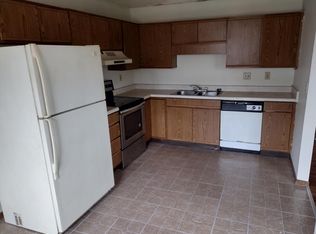 722 Gordon Smith Blvd #8, Hamilton, OH 45013