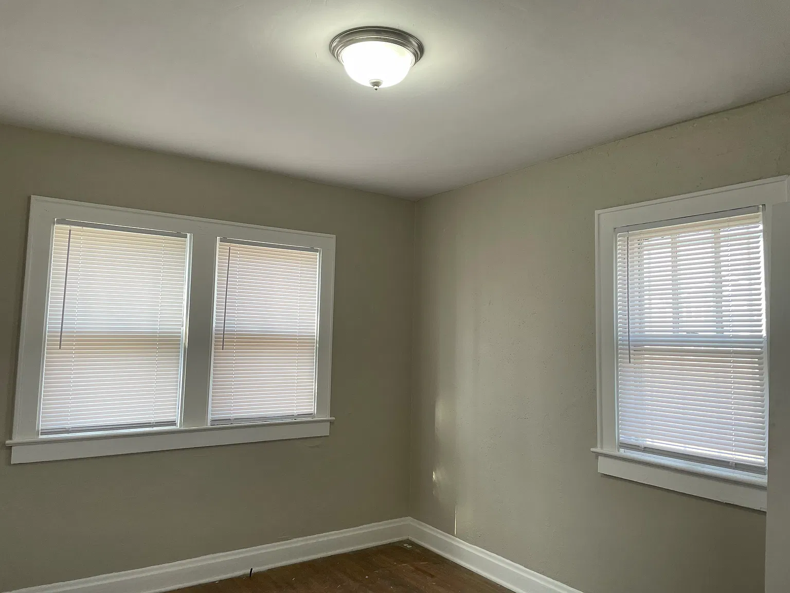 2 bed, 1150 sqft, $1,100 — Photo 2