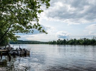 Hicks Landing Rd, Rappahannock Academy, VA 22538