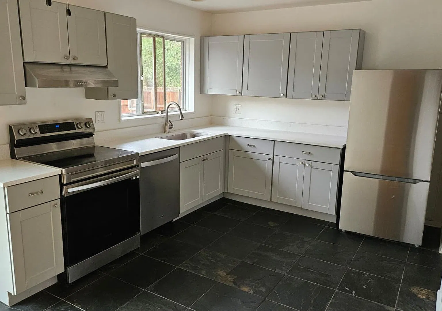 Updated, 3B/1B Martin Acres Ranch Available October 1st! — Photo 1