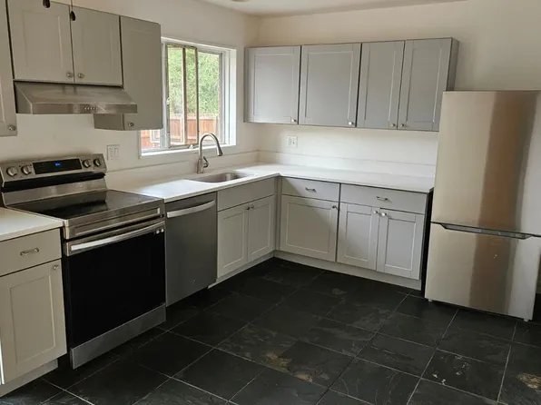 3325 Martin Dr, Boulder, CO 80305