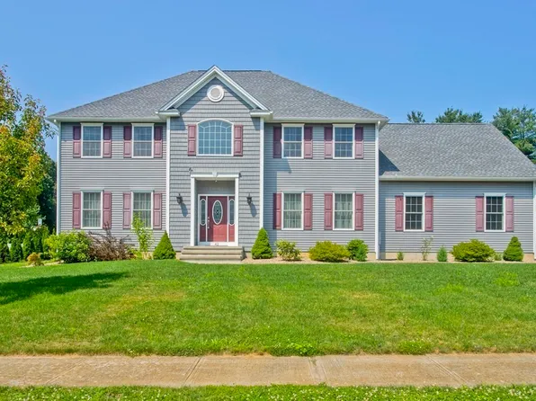 42 Windermere Dr, Agawam, MA 01030
