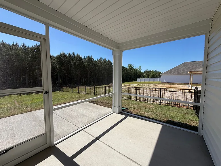 500 Acosta Cir — Photo 4