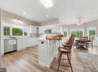 24274 Waterview Dr, Worton, MD 21678