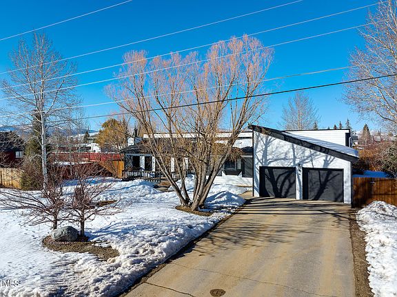 5th image of 375 AVENUE A