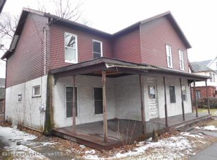 38 Garfield Ave, Carbondale, PA 18407