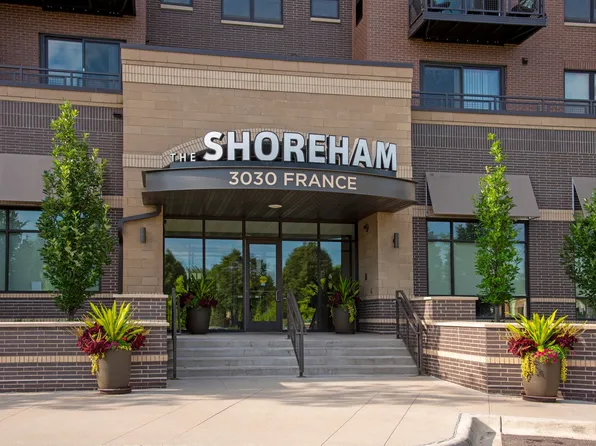 The Shoreham Apartments