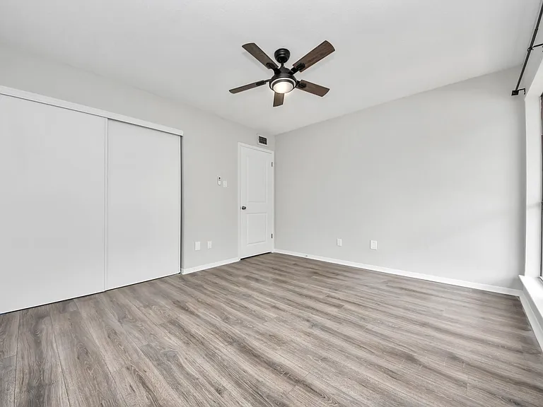 1818 Augusta Dr #14 — Photo 24