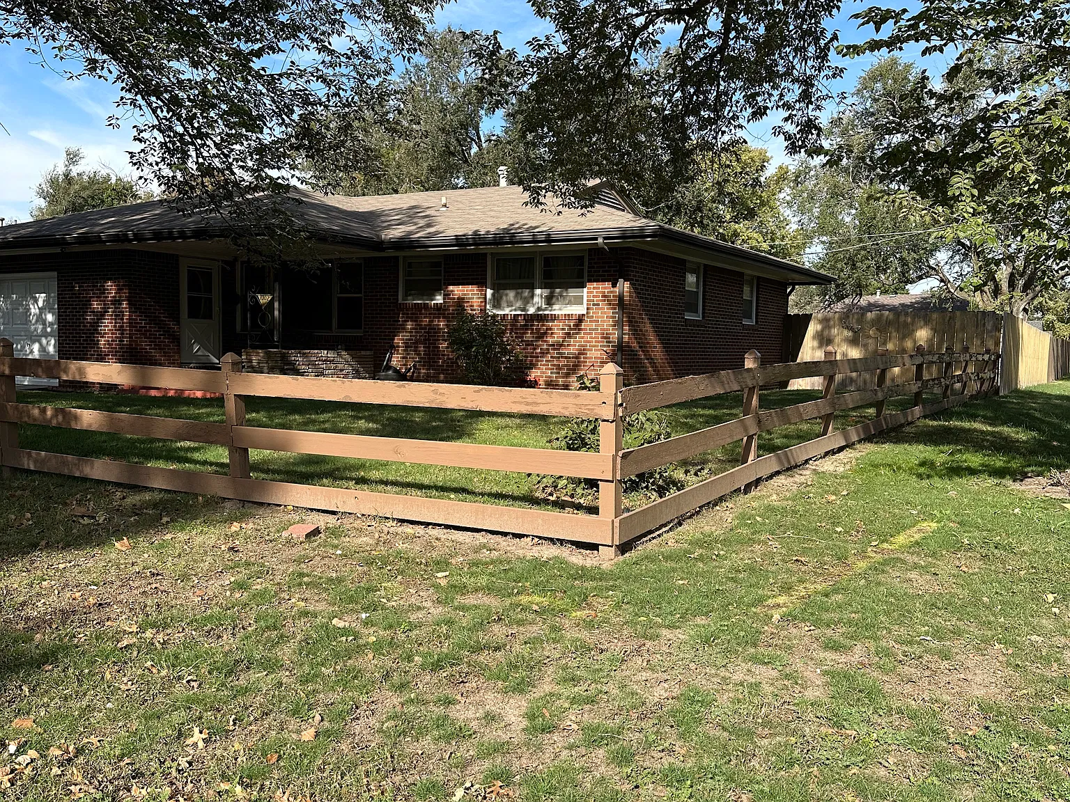 3 bed, 1218 sqft, $1,350 — Photo 3
