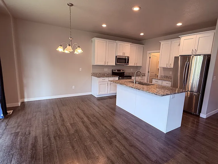 298 E Cordoba Dr — Photo 8
