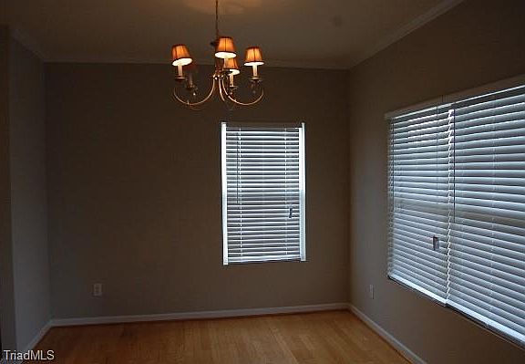 4th image of 42 Arbor Hill Pl