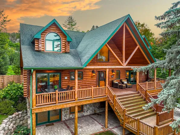 N1988 Birches DRIVE, Lake Geneva, WI 53147