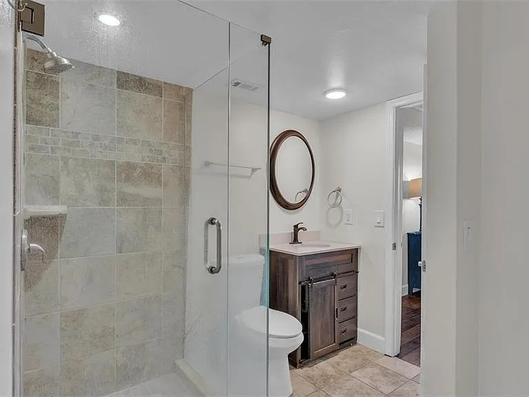 900 Avenue Z SE #A3 — Photo 16