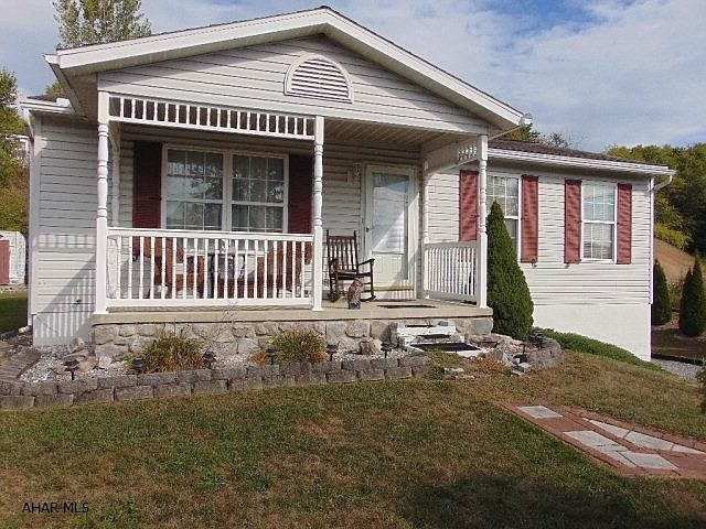 1st image of 114 Joel Ln