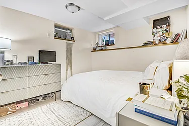 Rented by Halvatzis Realty