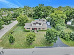 5701 Walnut Ave, Downers Grove, IL 60516