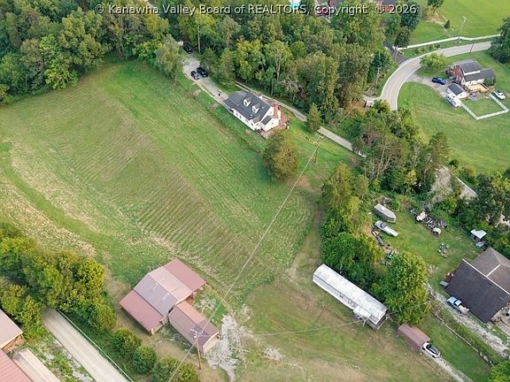 4th image of 1812A Martha Rd