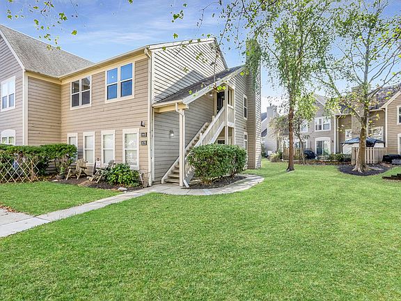 3rd image of 3441 Fishinger Mill Dr