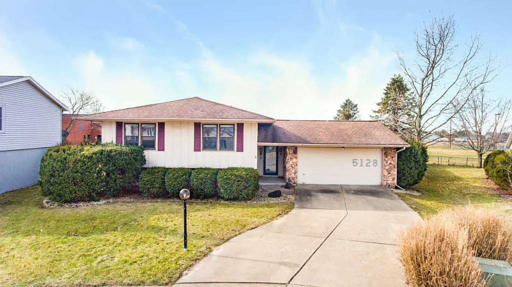 5128 W Timbervue Ct photo 1