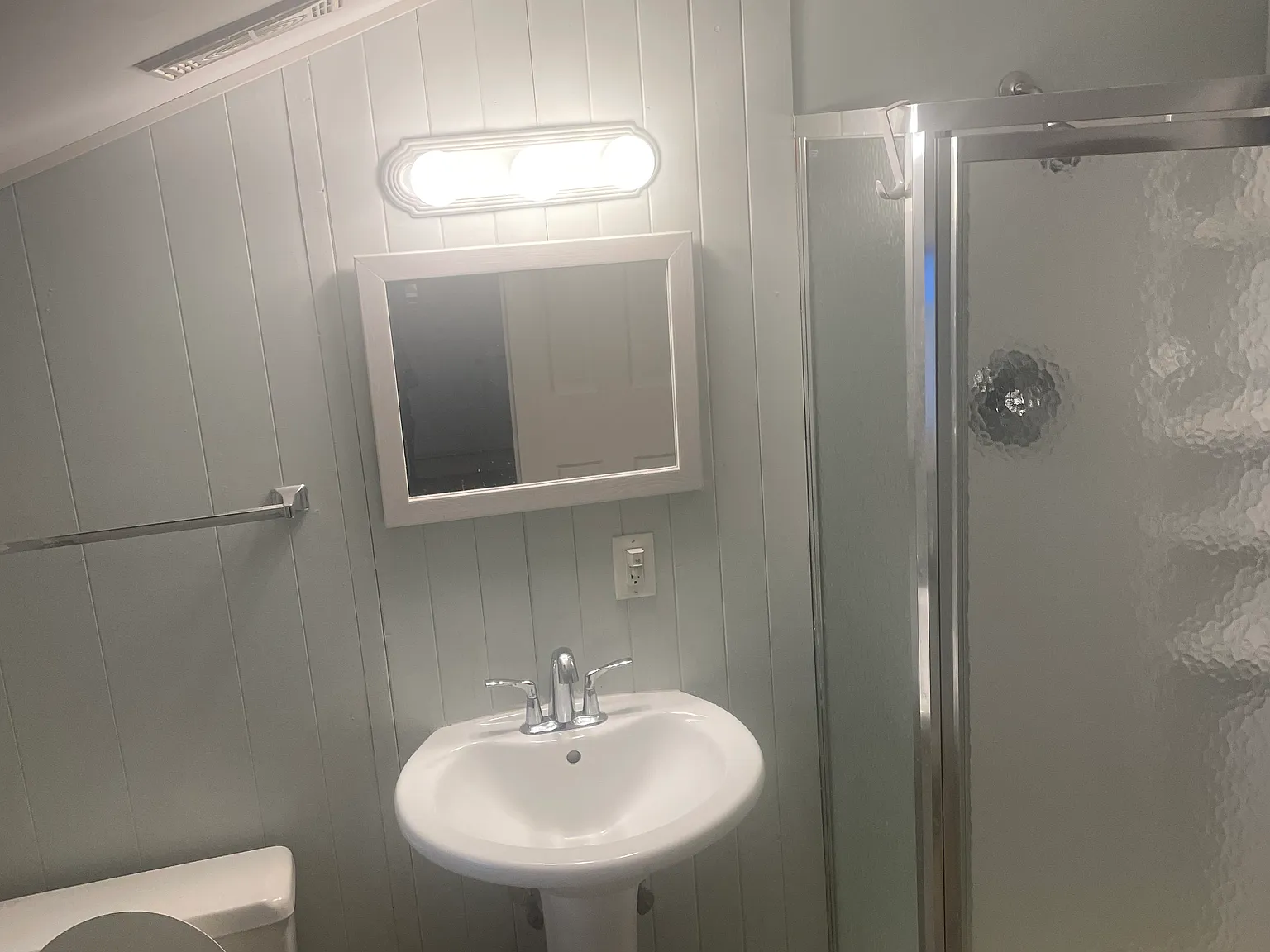 1 bed, 850 sqft, $1,400 — Photo 4