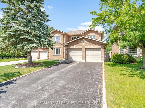491 Ferndale Dr N, Barrie, ON L4N 7X7