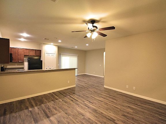 5th image of 8642 Bronze Hills Ct