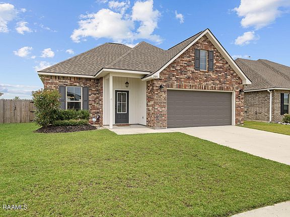 2nd image of 306 Grassy Meadows Ln