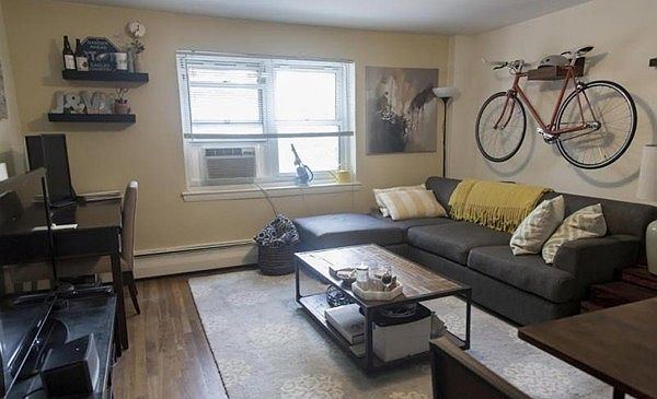 2nd image of 85 Chestnut St APT 1