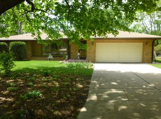 2318 Delcy Dr, Rockford, IL 61107