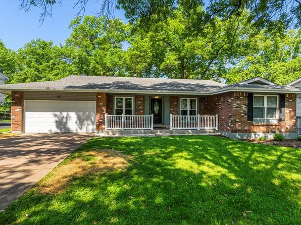 817 Courtland Pl, Ballwin, MO 63021