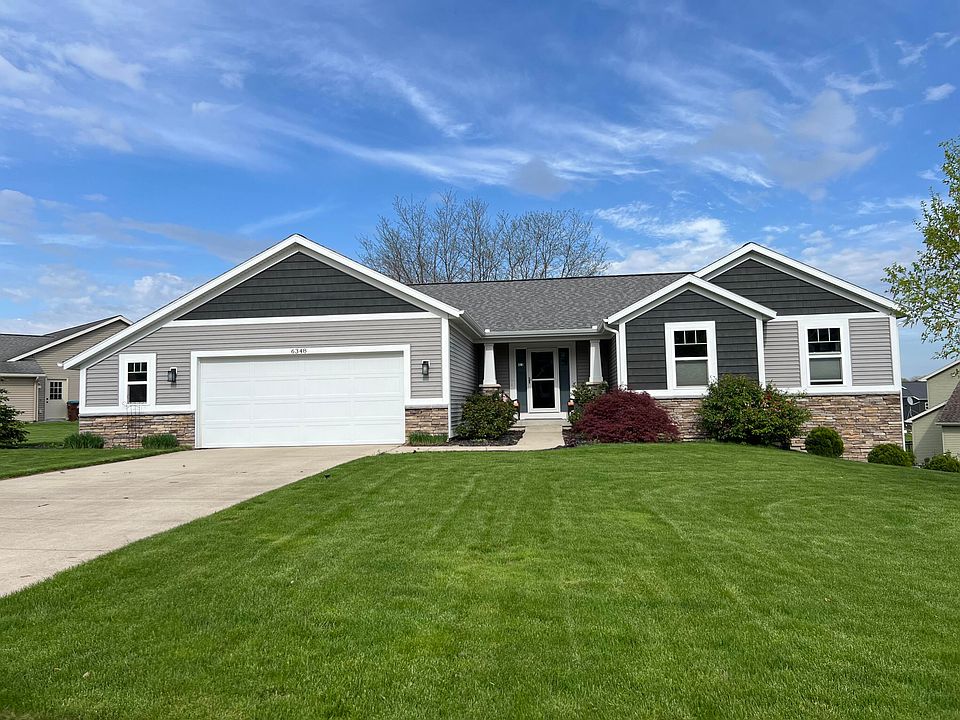1st image of 6348 W Canterbury Dr NE