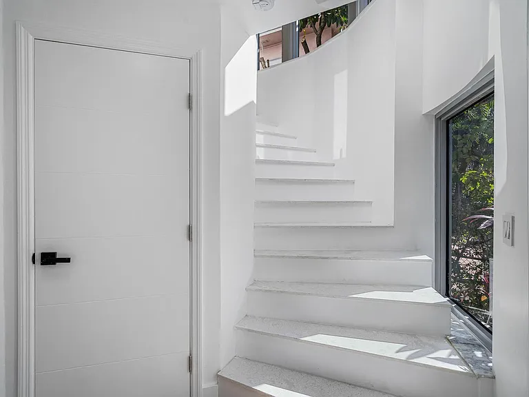 361 Jefferson Ave — Photo 21