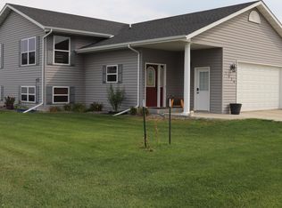 1120 17th Ave SW, Aberdeen, SD 57401