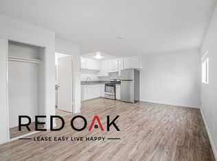 706 McDonald Ave, Wilmington, CA 90744