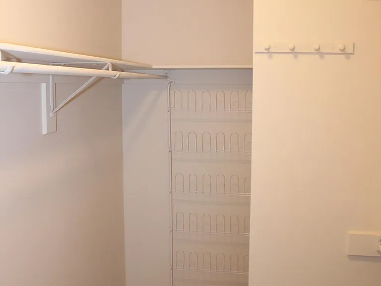 1729 Stuart Pointe Ln — Photo 15