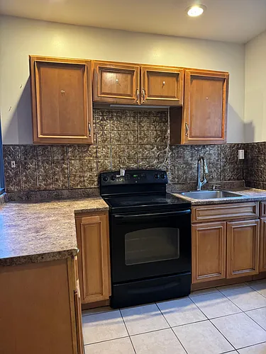 125 Hill St #2-3 Photo 1