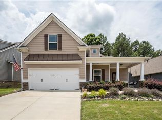 429 Hawthorne Ridge Cir, Dallas, GA 30132