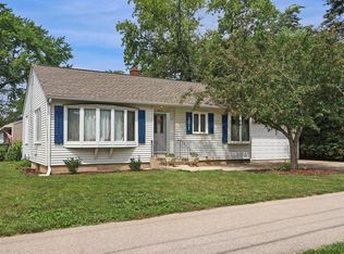 3012 W Lincoln Rd, McHenry, IL 60051