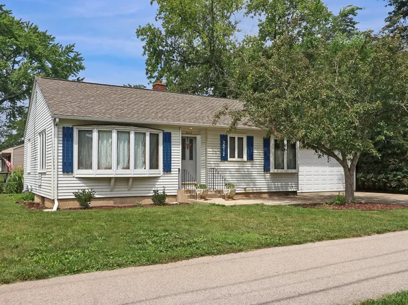 3012 W Lincoln Rd, McHenry, IL 60051
