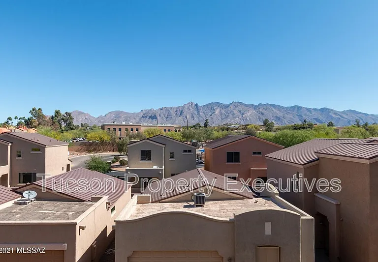 2442 E Emerald Moon Dr #1 — Photo 30