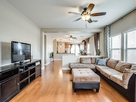 5th image of 29654 N Red Hill Way