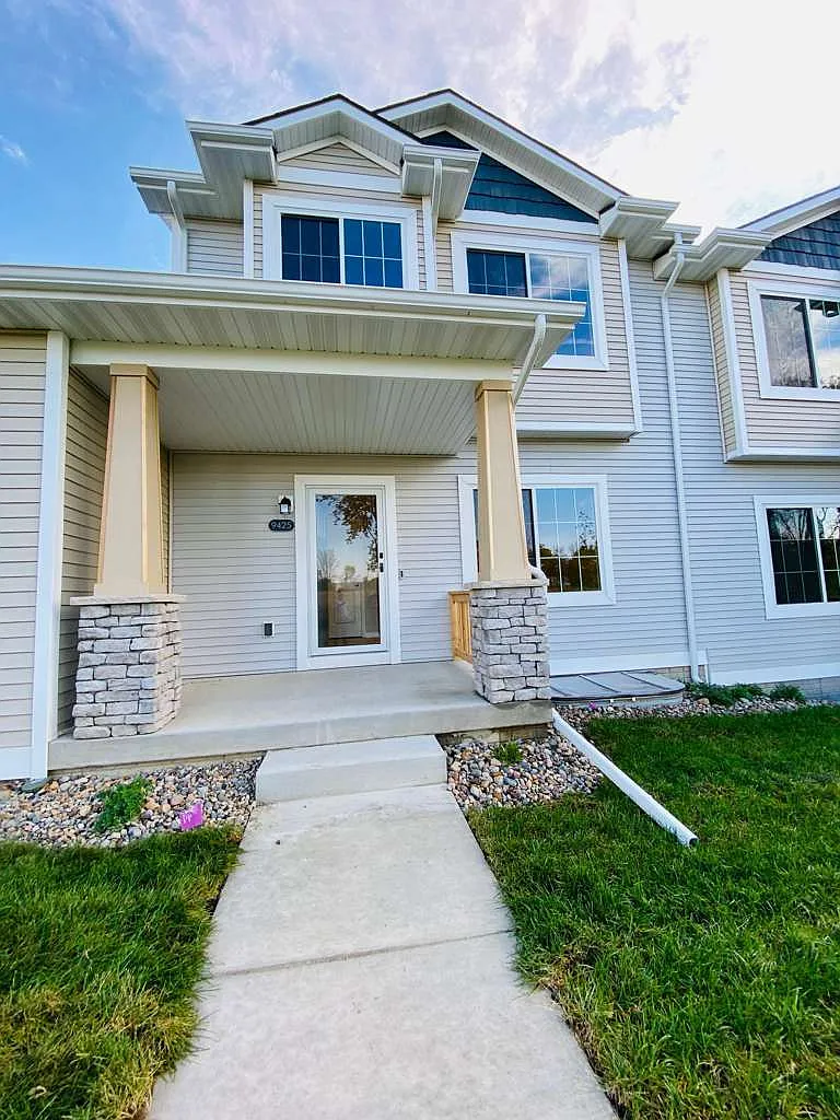 9425 Primo Ln - 0 — Photo 1
