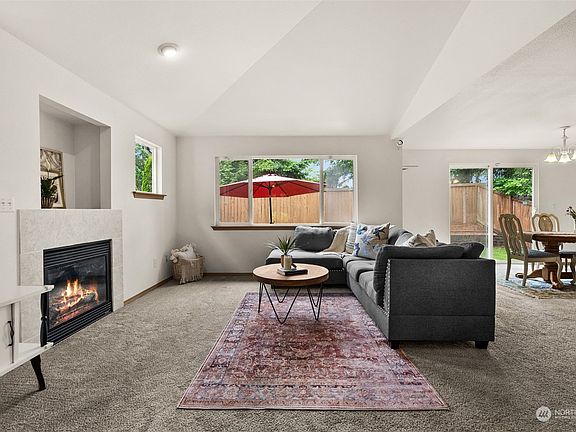 2nd image of 9435 Fagan Court NE