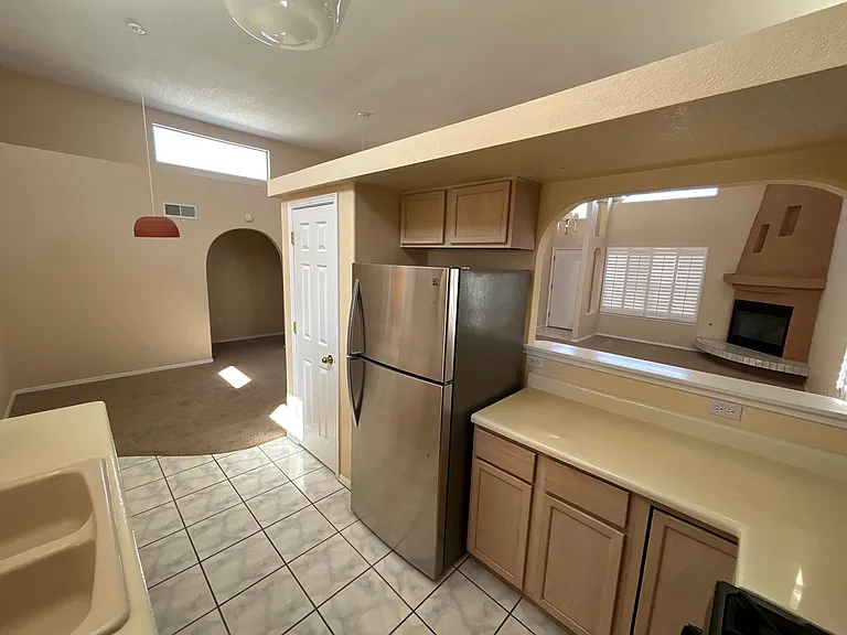 3960 Schooner Loop — Photo 3