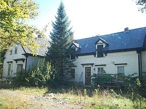 2nd image of 1359 Elm St