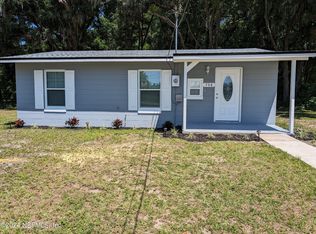 708 Grove Ave, Crescent City, FL 32112