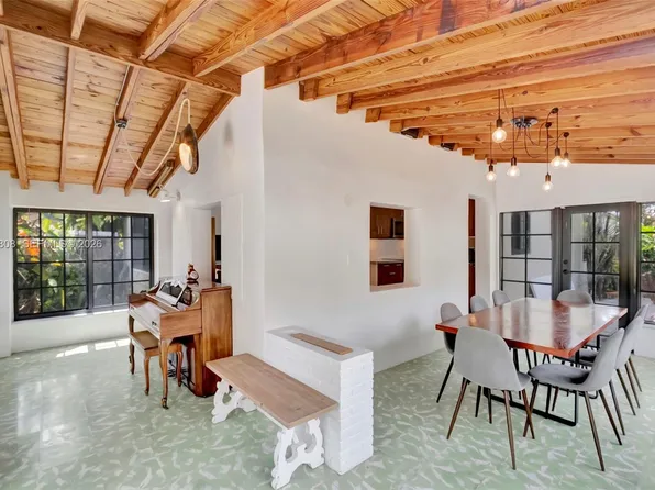 1224 NE 182nd St, North Miami Beach, FL 33162