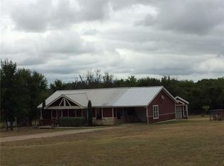 604 Apache Trl, Comanche, TX 76442