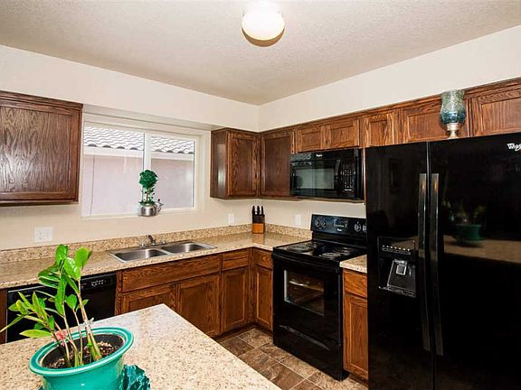5th image of 3632 S Desert Oasis Dr